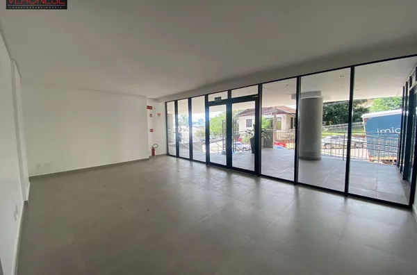 Sala Comercial 07 - ED. Syrah