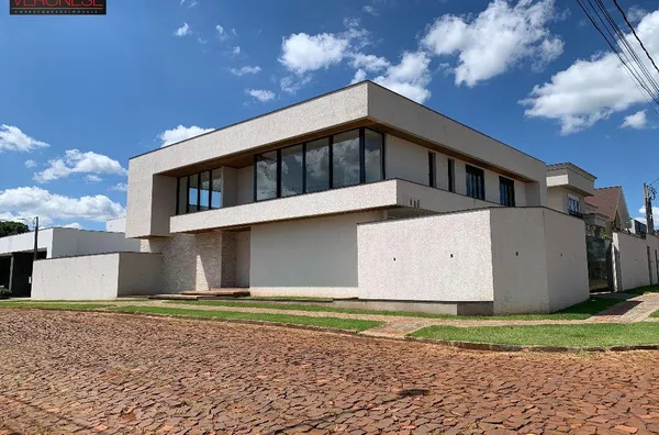 Casa Alto Padrão Nova!
