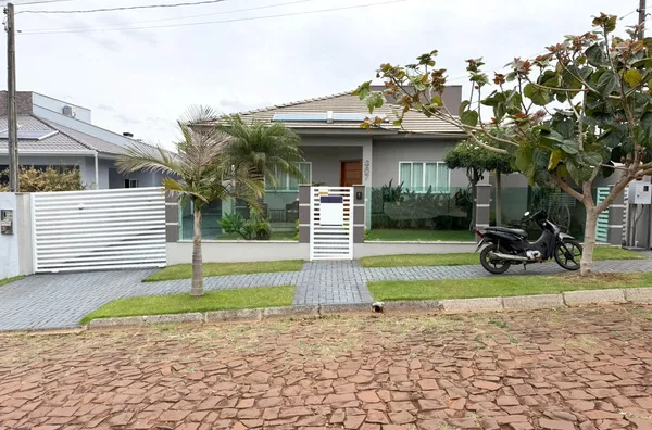 Casa Mobiliada para Venda