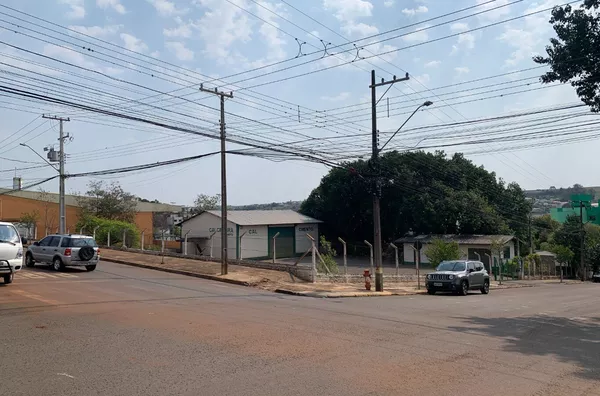 Terreno de Esquina, Rua Tamoio com Farrapos