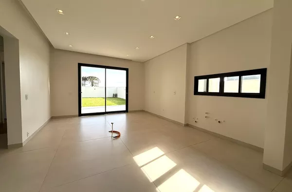 Casa Nova para Venda - Lot. Pôr do Sol