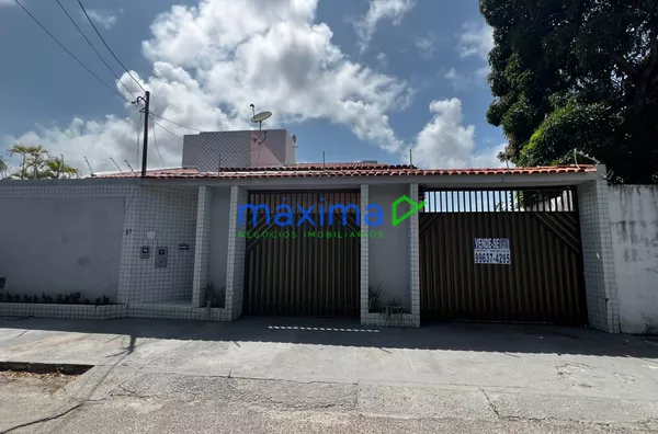 Casa Para Vender com 10 quartos 2 suítes no bairro Farolândia em Aracaju! - Foto 3
