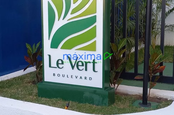 Vendo Aptº com 2 quartos, Varanda, 1 suíte (Farolândia) Aracaju-Se. - Foto 2