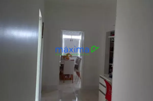 Casa à Venda | 3 Quartos com Suíte – 2 Vagas | Localização Excelente! - Foto 8