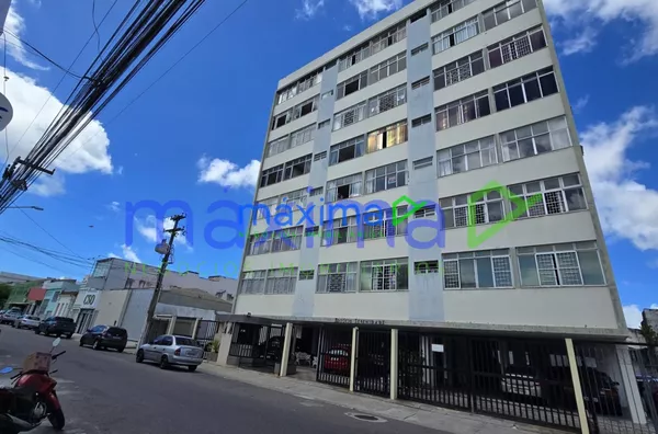 Apartamento Para Vender com 3 quartos no bairro Centro em Aracaju - Foto 2