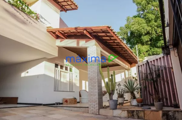 Linda Casa Duplex – Excelente Localização no Bairro Grageru - Foto 2