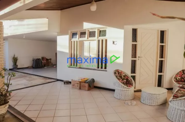 Linda Casa Duplex – Excelente Localização no Bairro Grageru - Foto 3