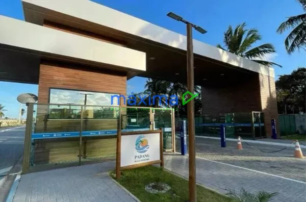 Vende-se Lote no Padang 310m - Foto 1