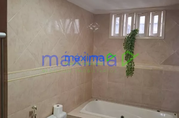 Casa Para Vender com 10 quartos 2 suítes no bairro Farolândia em Aracaju! - Foto 28