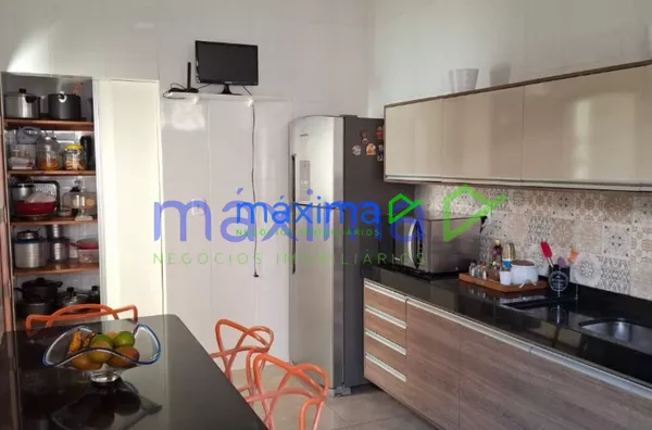 Casa Para Vender com 04 quartos 01 suítes no bairro Suíssa em Aracaju - Foto 9