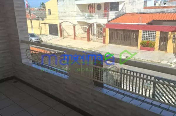 Casa Para Vender com 5 quartos 3 suítes no bairro Jabotiana em Aracaju - Foto 2
