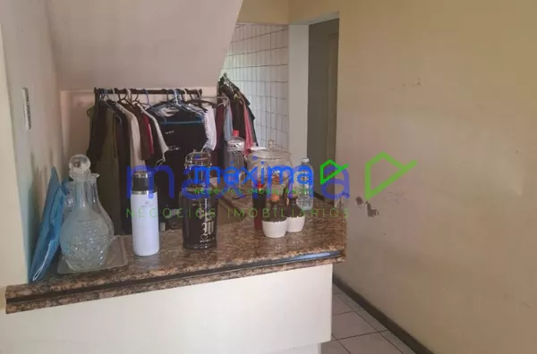 Casa Para Vender com 5 quartos 3 suítes no bairro Jabotiana em Aracaju - Foto 6
