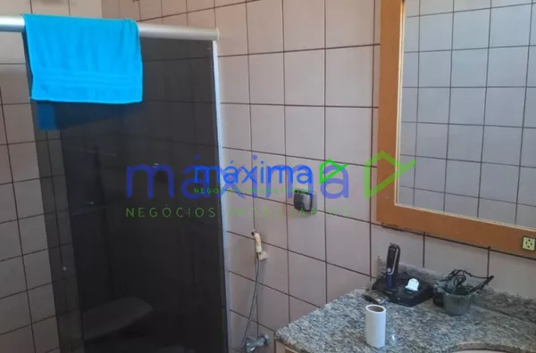 Casa Para Vender com 5 quartos 3 suítes no bairro Jabotiana em Aracaju - Foto 21