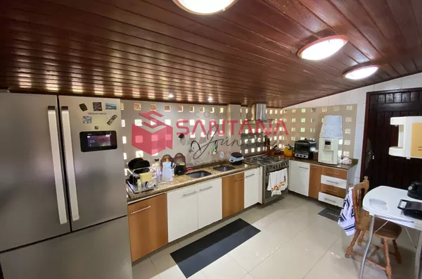 Casa chácara à venda em condomínio fechado