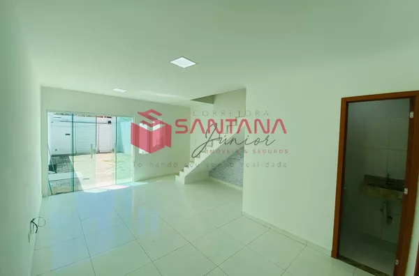 Casa 3/4 próximo a Praia de Ipitanga
