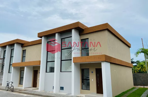 Casa com 2 suítes à venda em Buraquinho