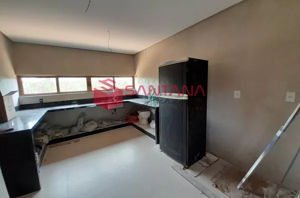 Casa de alto padrão, com 6 suítes em Praia do Forte