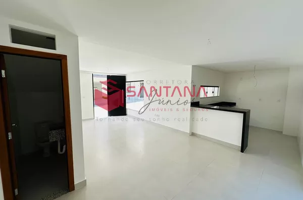 Casa com 3 Suítes no Portão do Sol, Buraquinho
