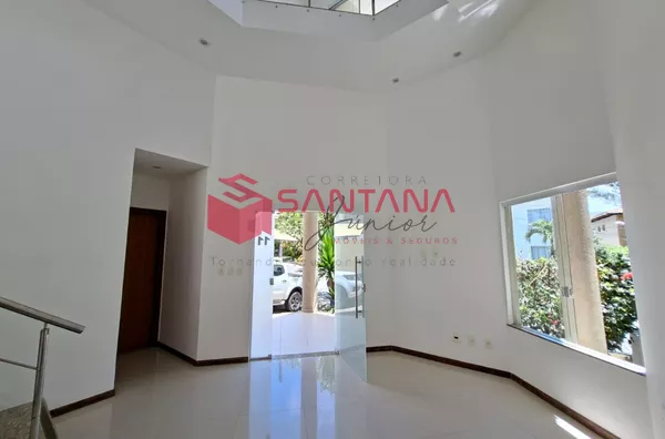 Casa em Condomínio à Venda na Priscila Dutra, 4/4 sendo 3 Suítes, Energia Solar