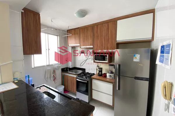 Apartamento com 2/4 à venda no Parque Solar do Bosque