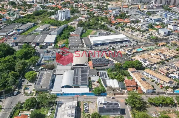 Terreno à Venda em Lauro de Freitas, 1.000 m²