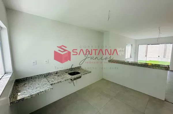 Casa em condomínio 04 quartos sendo 03 suítes, Buraquinho