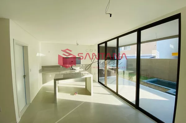 Casa de Alto Padrão 4/4 (3 Suítes) em Condomínio em Vilas de Abrantes