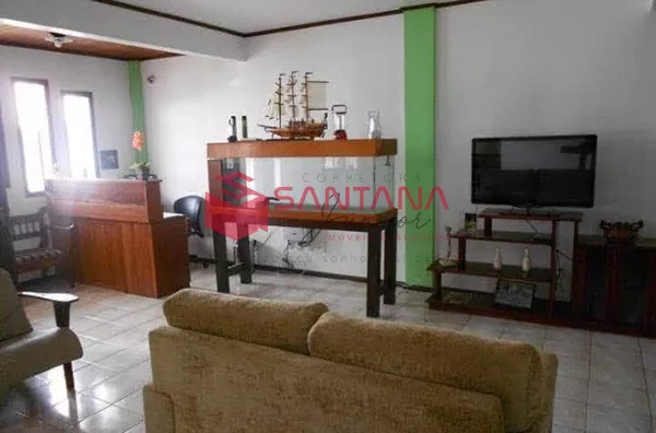 Prédio comercial no Centro de Lauro de Freitas