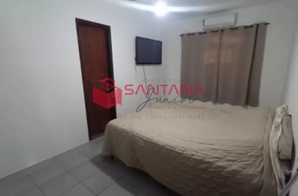 Casa com 4/4 em Arembepe