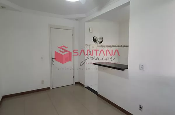 Apartamento com 2/4 sendo uma suíte em Abrantes