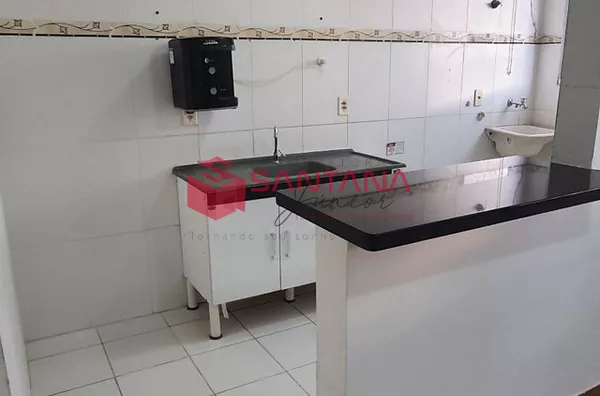 Apartamento com 2/4 sendo uma suíte em Abrantes