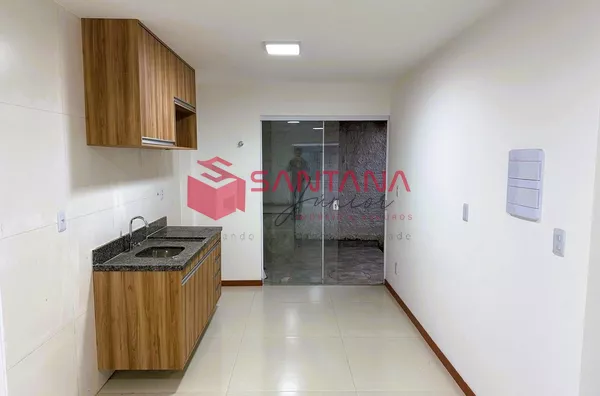 Casa para Alugar em Ipitanga com Armários Planejados