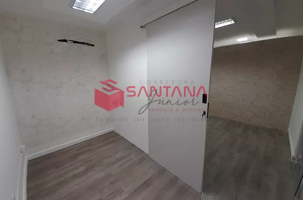 Excelente sala comercial para locação na Luís Tarquínio