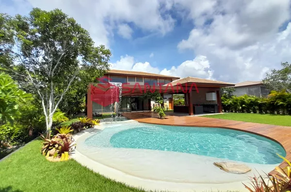 Casa de alto padrão, com 6 suítes em Praia do Forte
