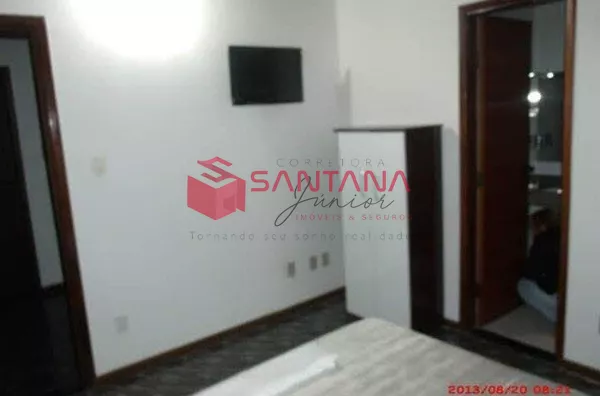 Prédio comercial no Centro de Lauro de Freitas
