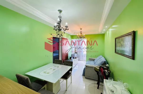 Apartamento Térreo Reformado à Venda em Buraquinho
