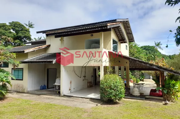 Casa à venda no condomínio Águas Finas
