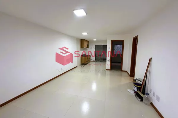Casa para Alugar em Ipitanga com Armários Planejados