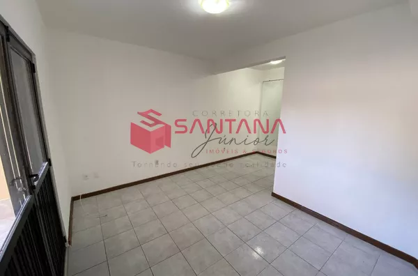 Aconchegante Casa tipo Village em condomínio com 2 suítes no Miragem