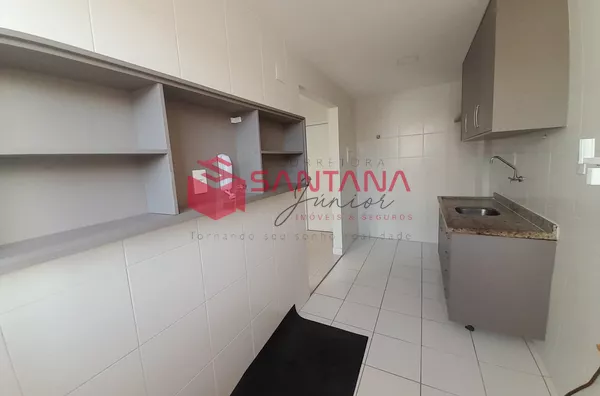 Apartamento 2/4 com suíte para locação em Buraquinho, Lauro de Freitas