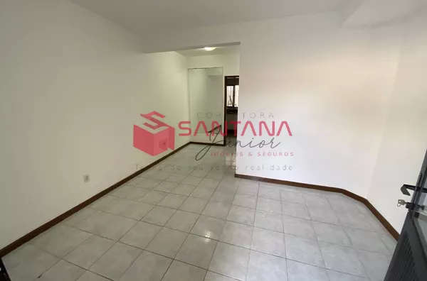 Aconchegante Casa tipo Village em condomínio com 2 suítes no Miragem
