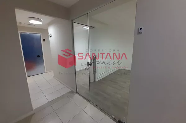 Excelente sala comercial para locação na Luís Tarquínio