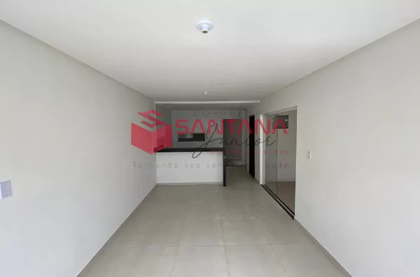 Casa com 3 Suítes em Condomínio Fechado