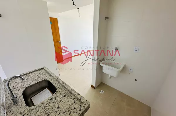Apartamento à Venda na Praia do Flamengo – 2/4 com Suíte e Vista Mar