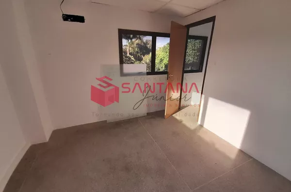 Sala comercial para locação na Avenida Luís Tarquínio