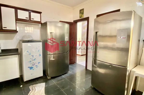 Casa com 5/4 à venda em Vilas do Atlântico