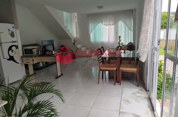 Casa com 2/4 à venda em Abrantes