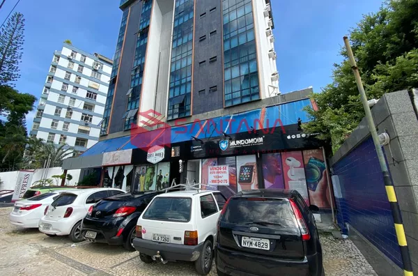 Loja frente de rua, com mezanino no Caminho Das Árvores