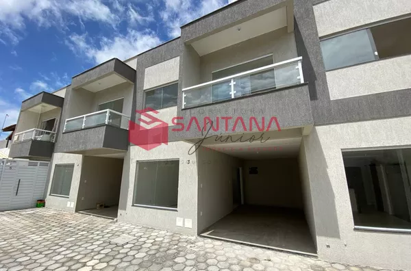 Casa com 3 Suítes em Condomínio Fechado