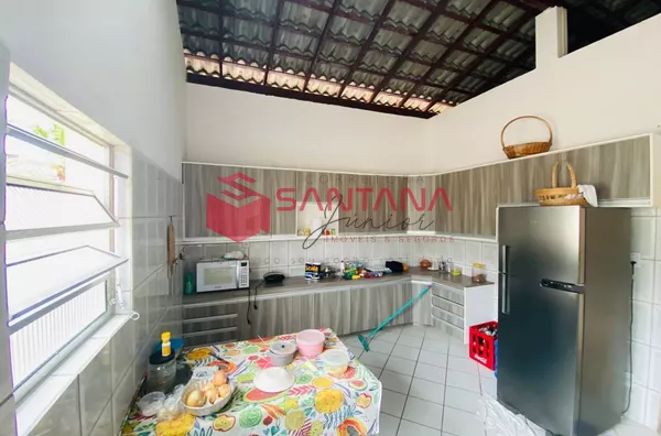 Casa à Venda em Jauá - Excelente Localização Próxima à Praia